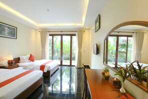 Minibar, in-room safe, desk, blackout drapes - Chheng Residence (Siem Reap)