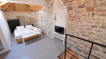 4 habitaciones, ropa de cama de alta calidad y cubrecamas