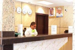 Reception - De' Bliss Hotel and Suites (Lagos)