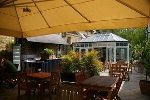 供應早餐、午餐、晚餐；英國菜