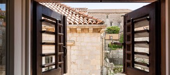 Apartments & Rooms Lejletul