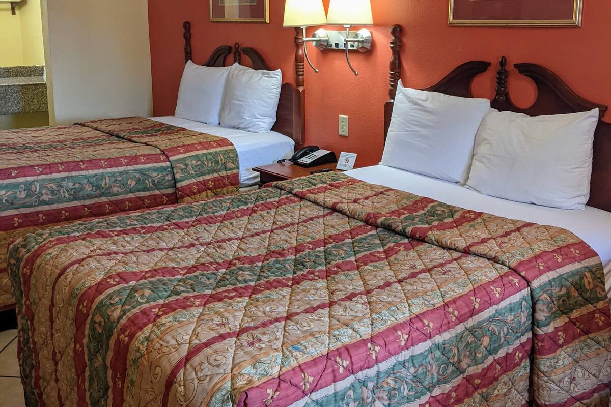Standard Room, 2 Double Beds, Non Smoking