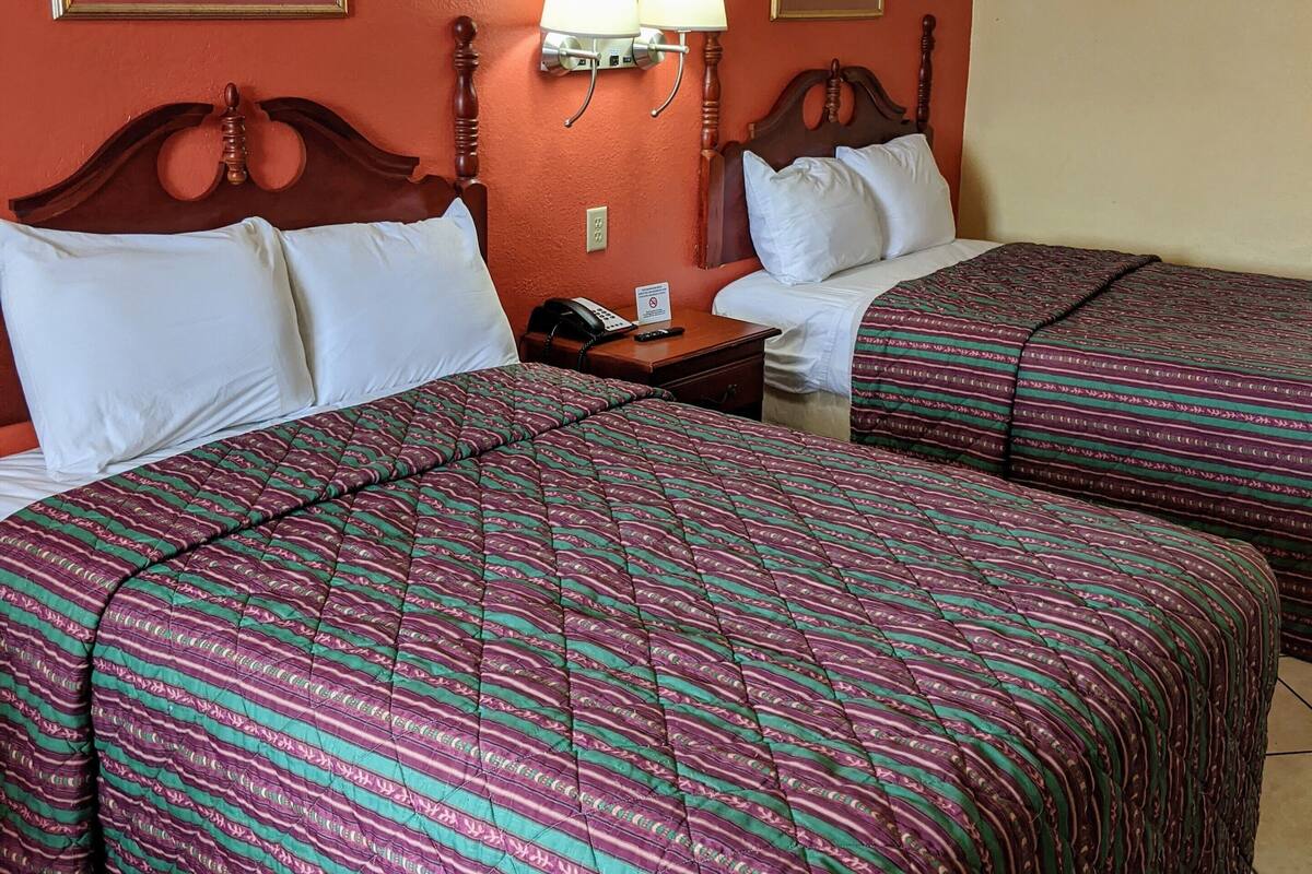 Quadruple Room, 4 Double Beds, Non Smoking