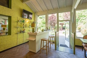 View from property - Hôtel La Cascade (Saint-Genis-les-Ollieres)