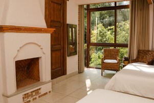 Standard Room, 2 Double Beds