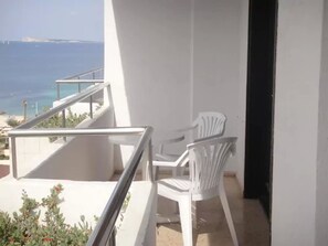 Premium Apartment, 1 Bedroom | Terrace/patio - Apartamentos El Moro (Sant Antoni de Portmany)