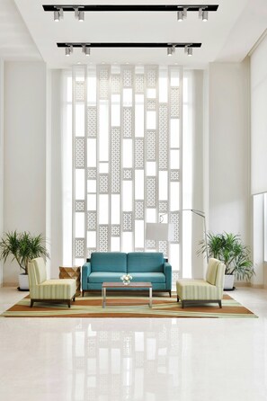 Lobby - Fairfield by Marriott Indore (Indore)