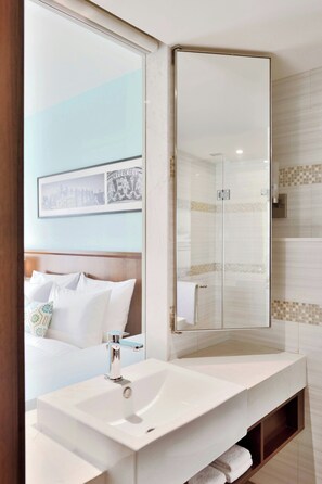 Shower, free toiletries, hair dryer, bathrobes