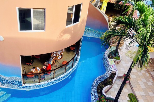 Outdoor pool, sun loungers