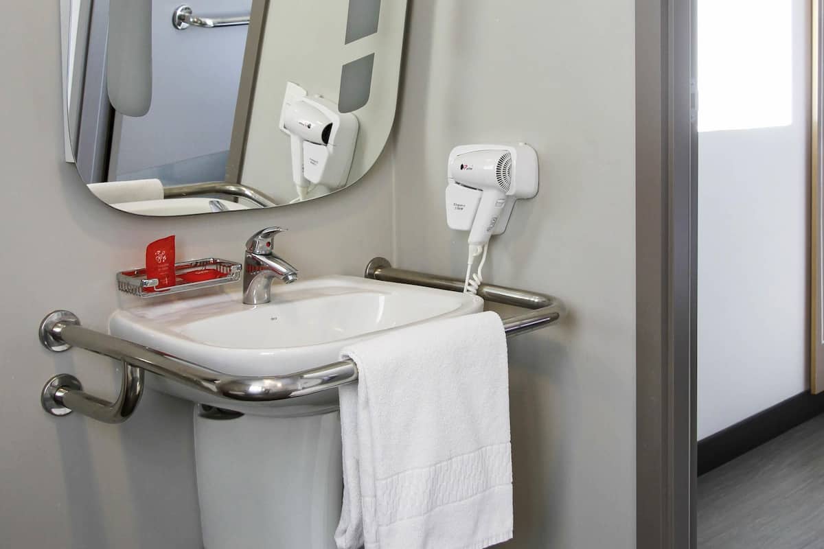 Standard Room, 1 Double Bed, Accessible