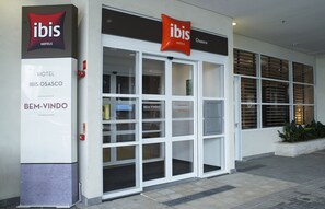 Entrada de la propiedad