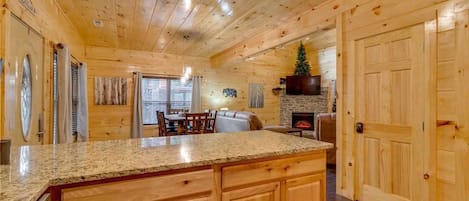 Cabin, 1 Bedroom, Balcony, Mountain View (Blue Skies Cabin 4521) | 1 bedroom, free WiFi