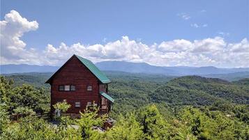 Cabin, 1 Bedroom, Bathtub, Mountain View (Amidst The Beauty) | Exterior