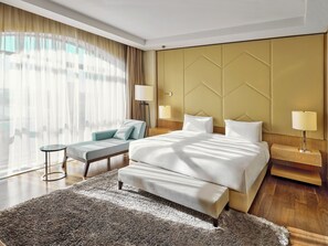 Suíte (Diplomat) | Roupas de cama antialérgicas, frigobar, cofres nos quartos, escrivaninha