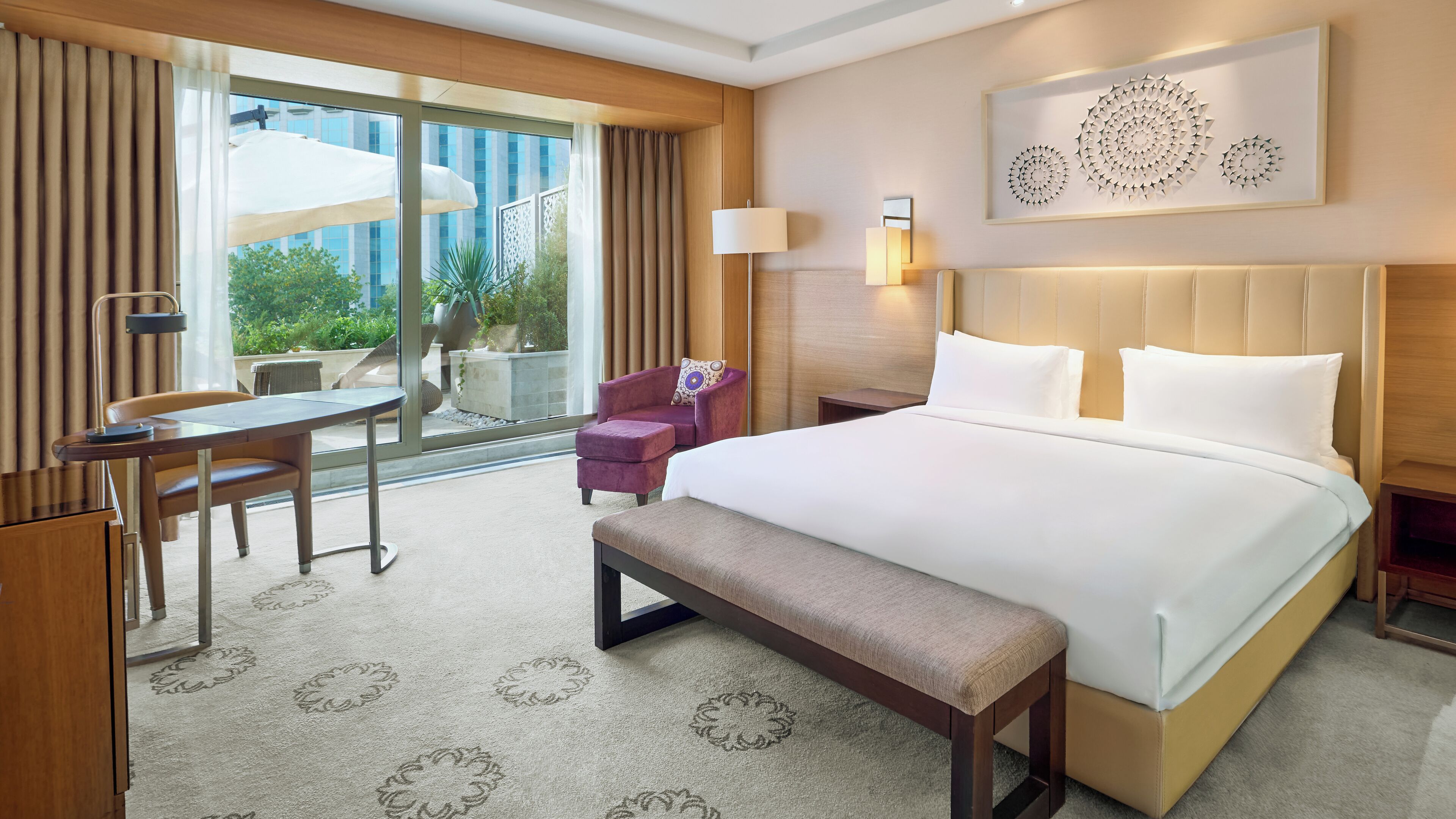 Ropa de cama hipoalergénica y minibar 