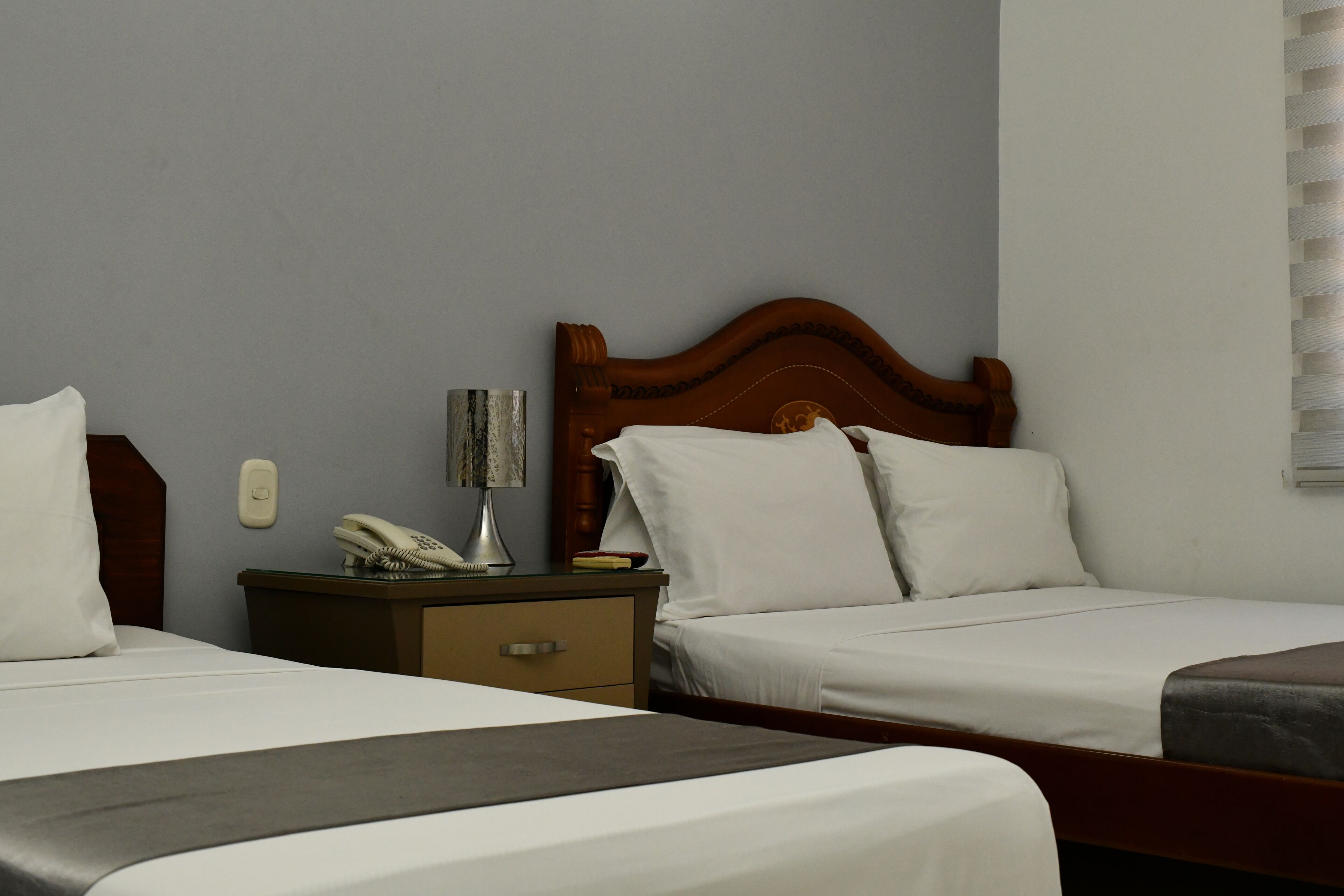 Couette en duvet d'oie, coffres-forts dans les chambres, bureau