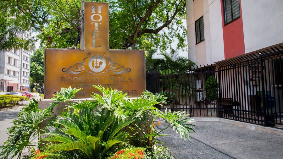 Hotel Roosevelt Plaza