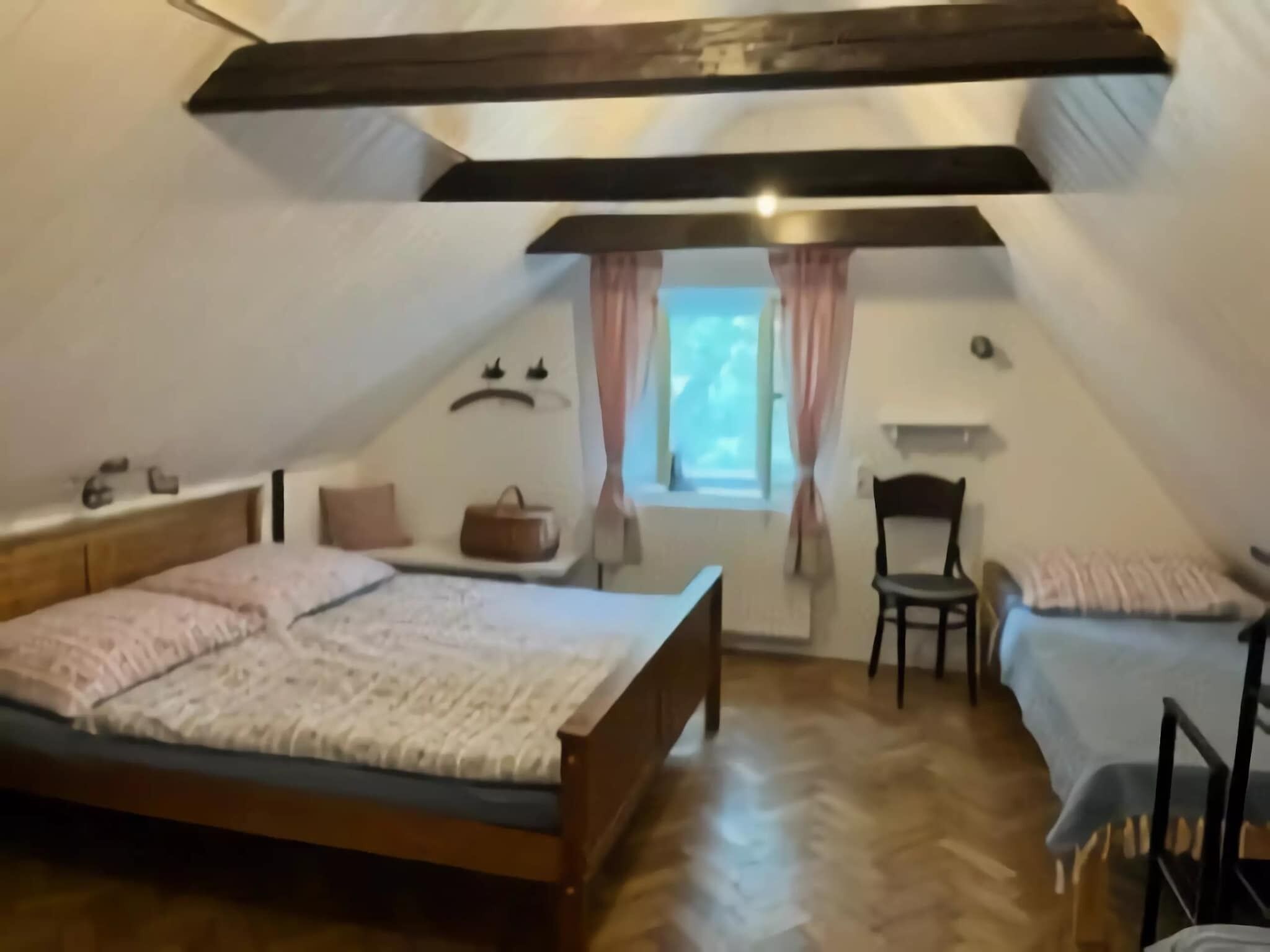 3 chambres, fer et planche à repasser, Wi-Fi
