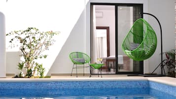 Ropa de cama de alta calidad, cubrecamas y colchones con pillow-top