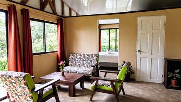 Casa Bella Vista | Área de sala de estar | Libros