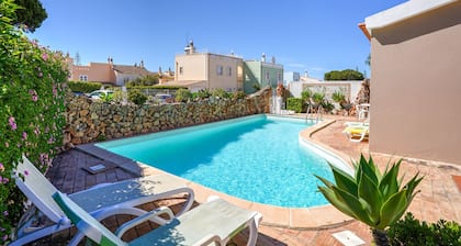 Ferienhaus Vilamoura mit Pool nahe Strand