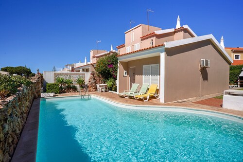 Ferienhaus Vilamoura mit Pool nahe Strand