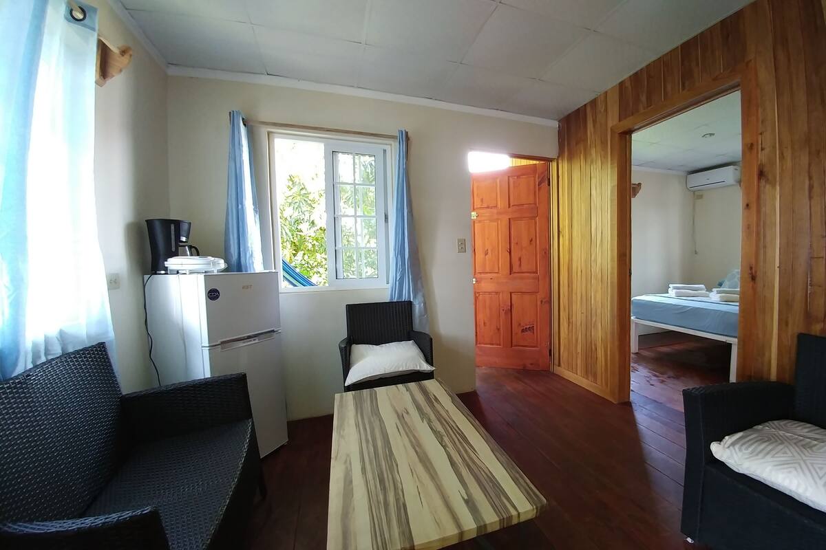 Apartment, 2 Bedrooms | In-room dining