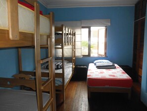 Room - Cirque Hostel 2 (Lima)