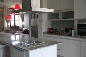 Private kitchen - Tower Rock Alojamiento Superior (Puerto Deseado)