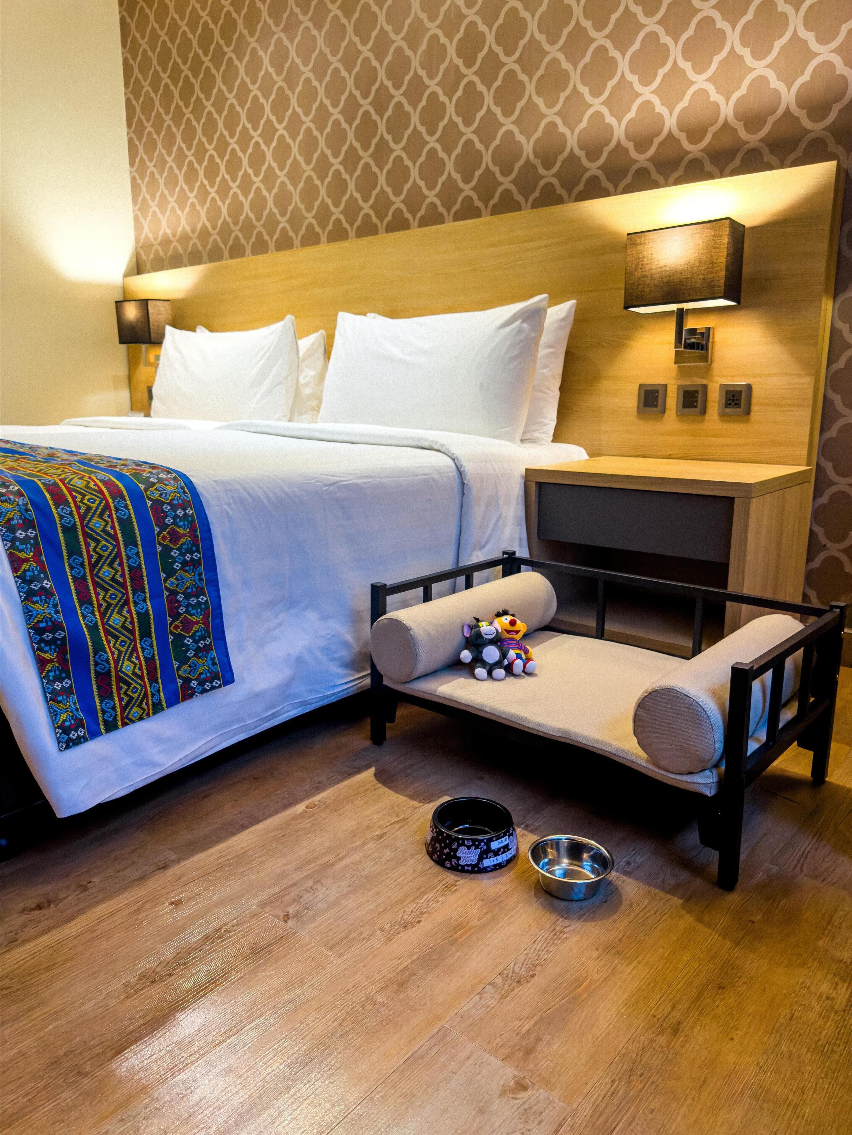 Room amenity