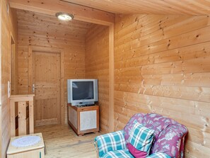 Télévision, baby-foot