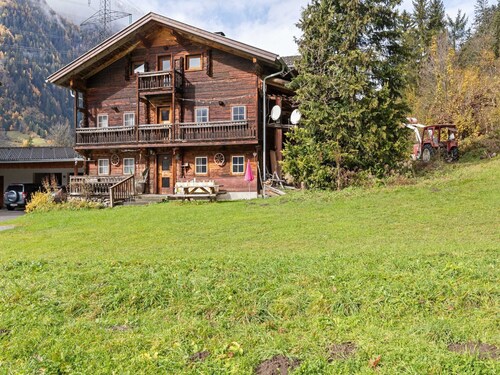 Chalet in Matrei nahe Skilift & Bus