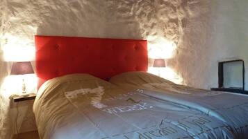 3 chambres, fer et planche à repasser, Wi-Fi