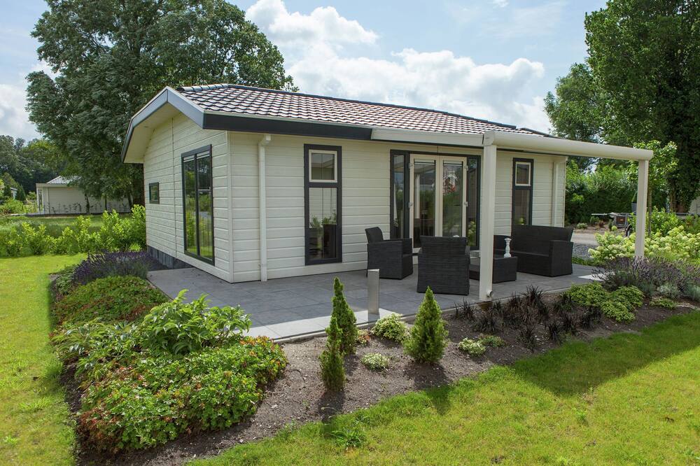 Modern chalet near Brunssummerheide
