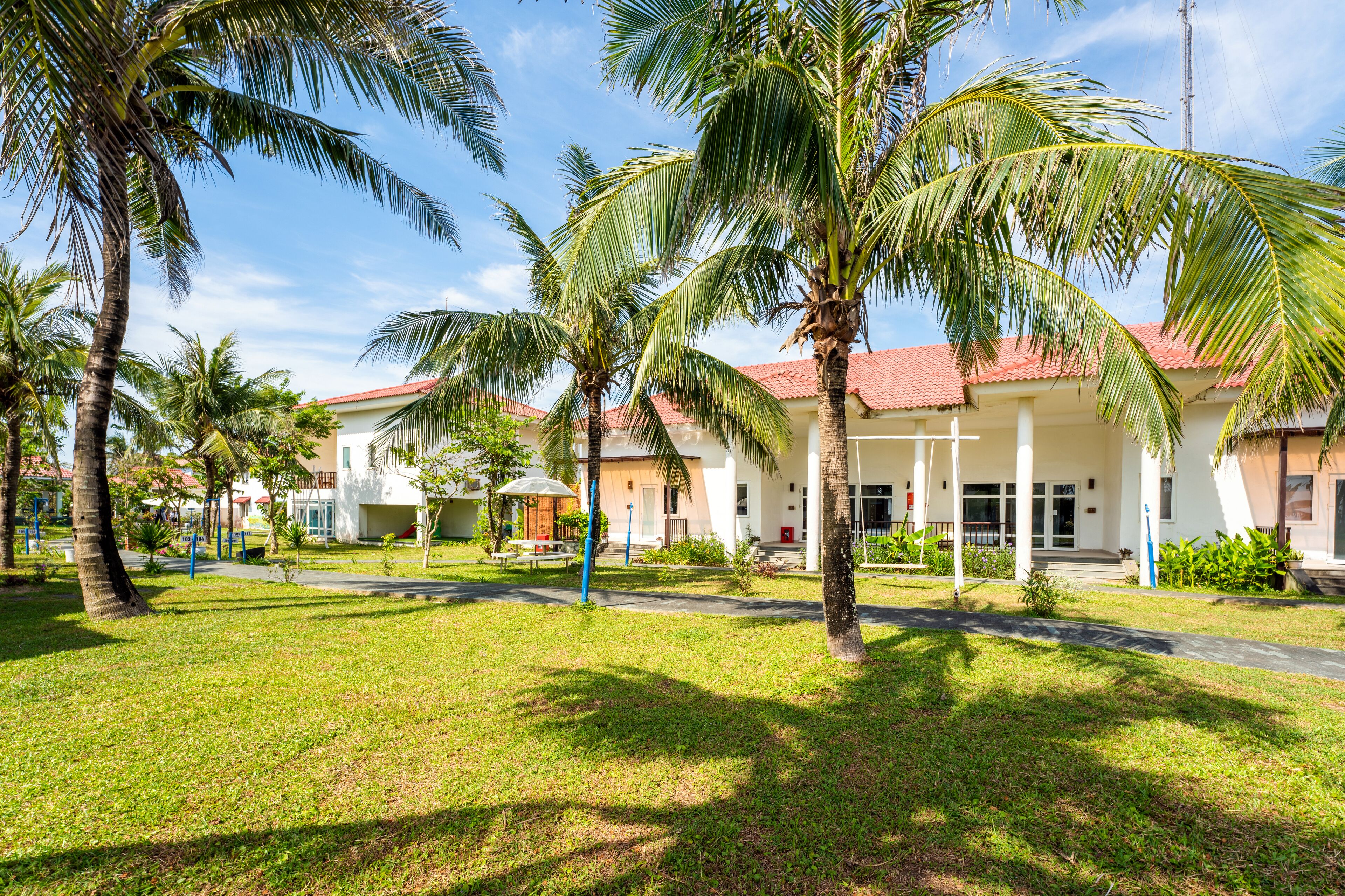 children’s play area – outdoor