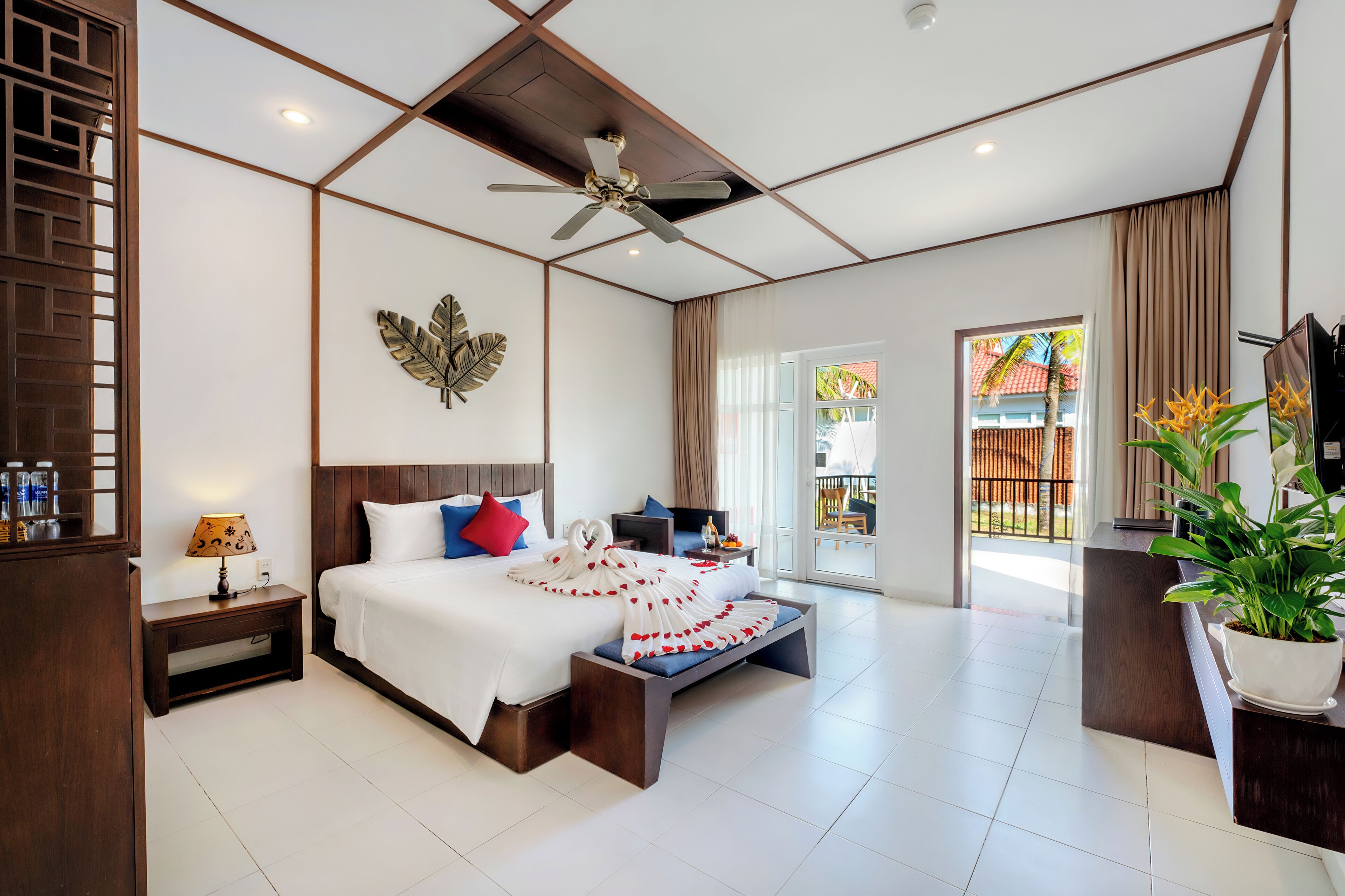 deluxe double or twin room, garden view | garden view