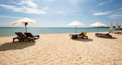 Camellia Resort & Spa