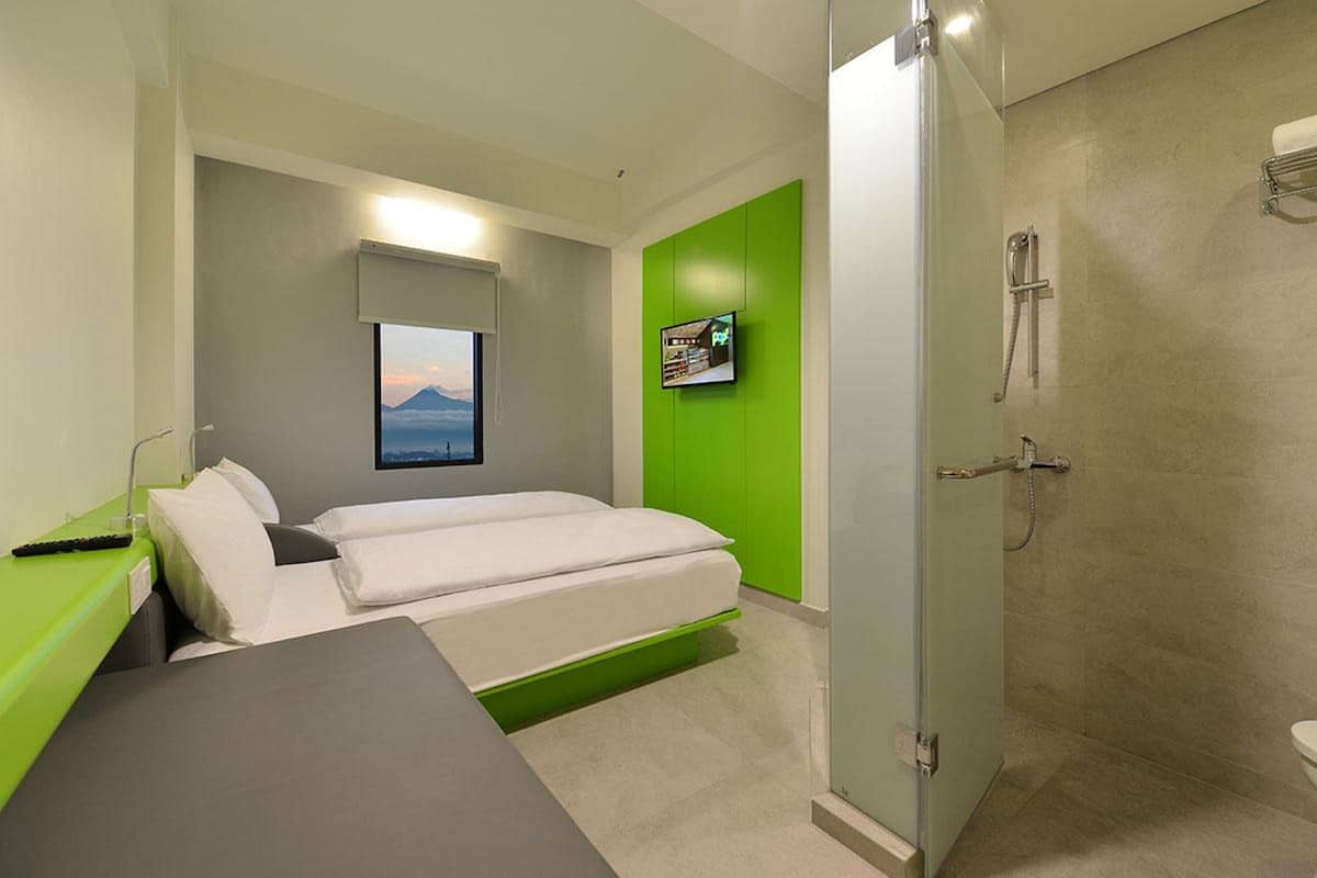 room (pop!) | in-room safe, desk, free wifi, bed sheets