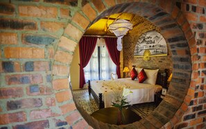 Deluxe Double Room | Minibar, in-room safe, desk, laptop workspace - Hue Ecolodge (Hue)