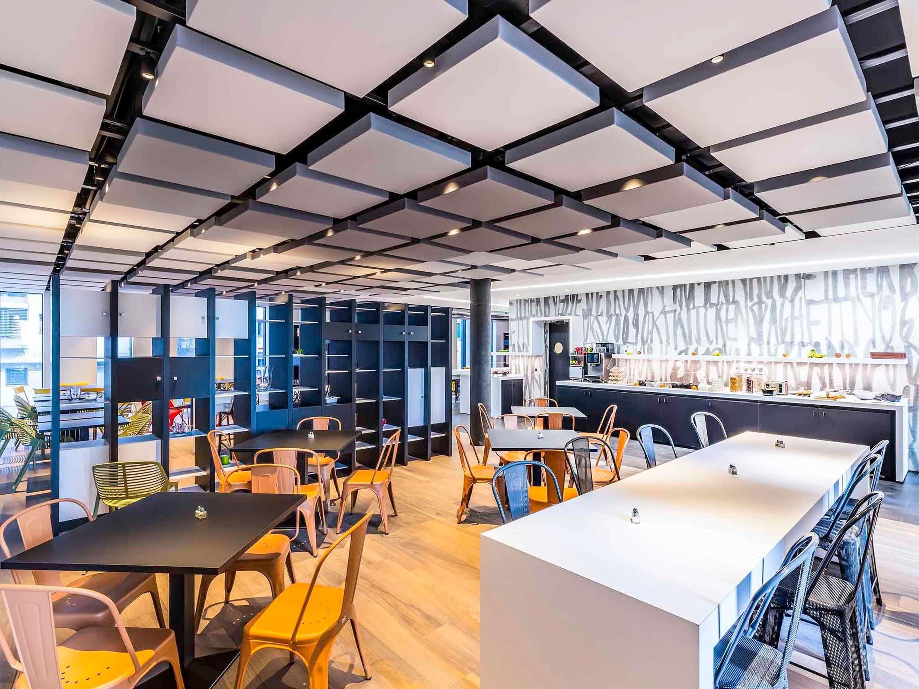 每日供应欧陆式早餐（每人 CHF 19）