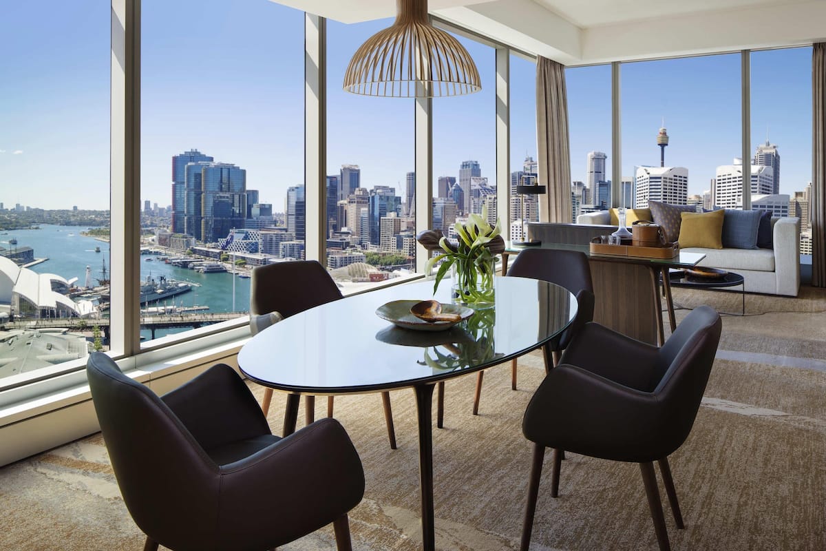 Ropa de cama de alta calidad y minibar