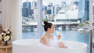 Couples treatment room(s), body treatments, aromatherapy, body wraps