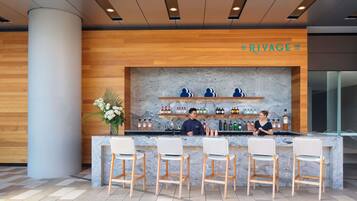 Kolam renang terbuka, kerusi lepak pantai