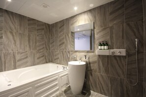Superior Double Room (9 PM Check-in when Paying Onsite) | Bathroom | Combined shower/tub, jetted tub, free toiletries, hair dryer - MGM Hotel Busan (Busan)