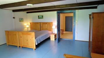 3 bedrooms, WiFi