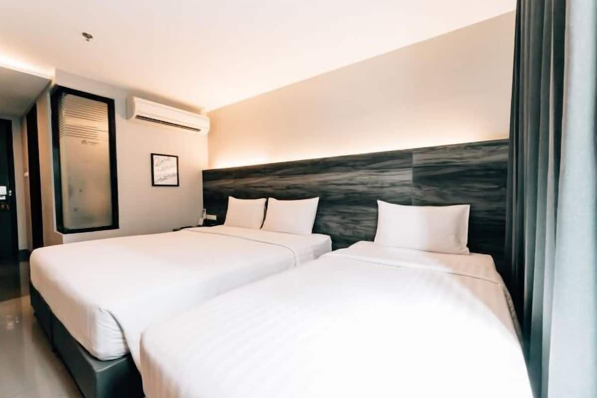 In-room safe, desk, blackout drapes, WiFi (free)