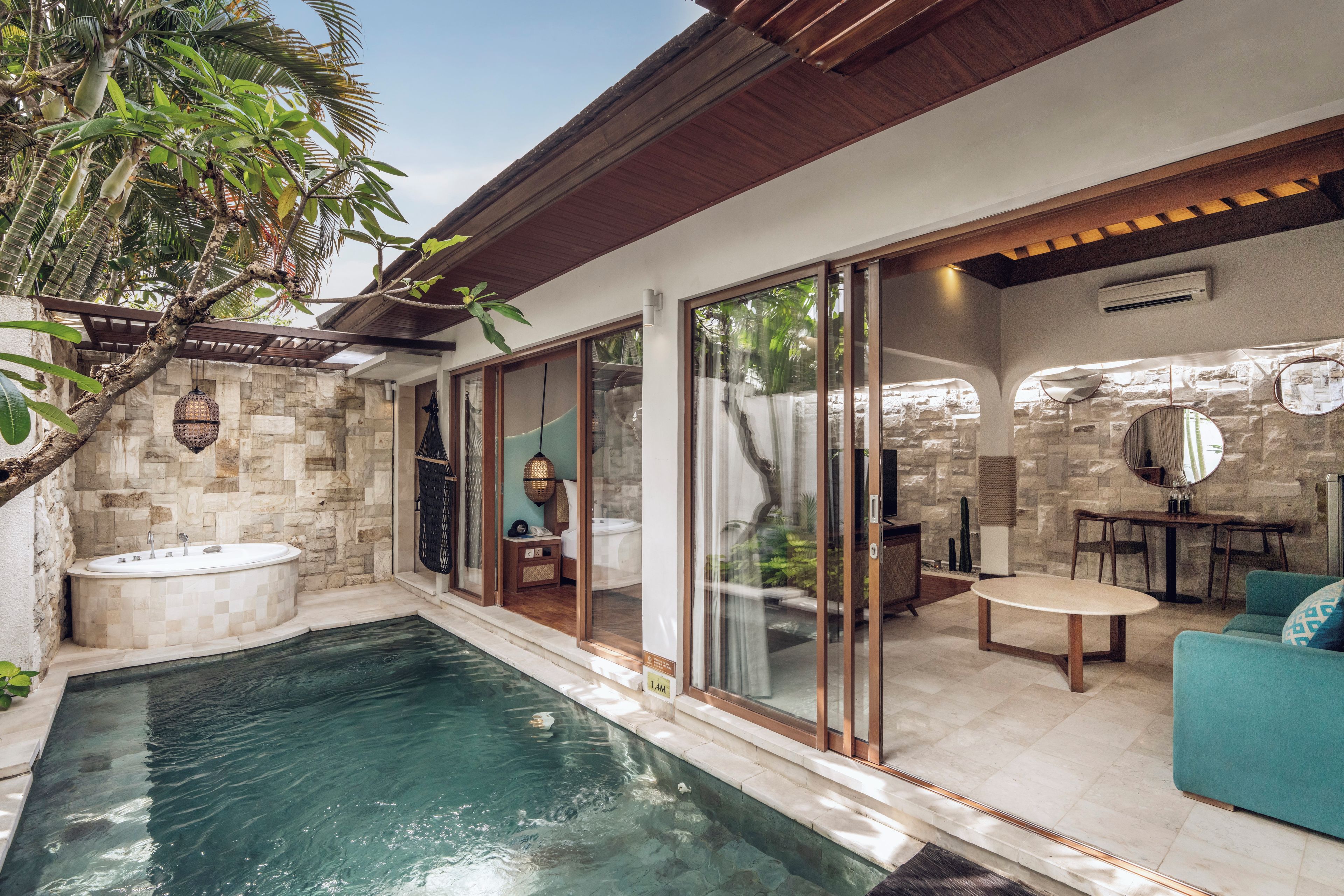Private pool