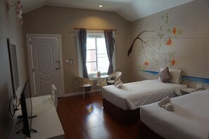 Superior Twin Room - Color Ville Resort (Sakon Nakhon)