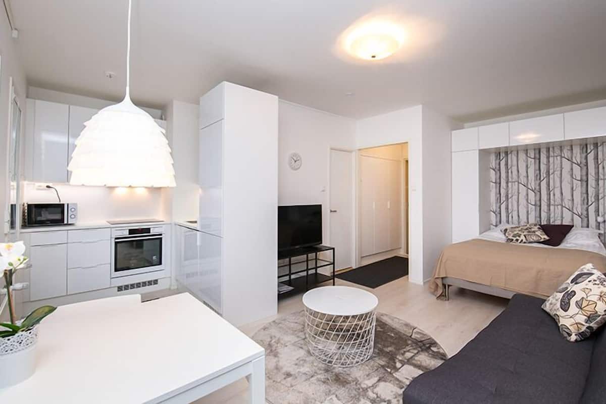 1 chambre, décoration personnalisée, ameublement personnalisé, bureau