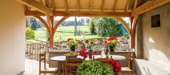 Beautiful holiday home near lake and forest